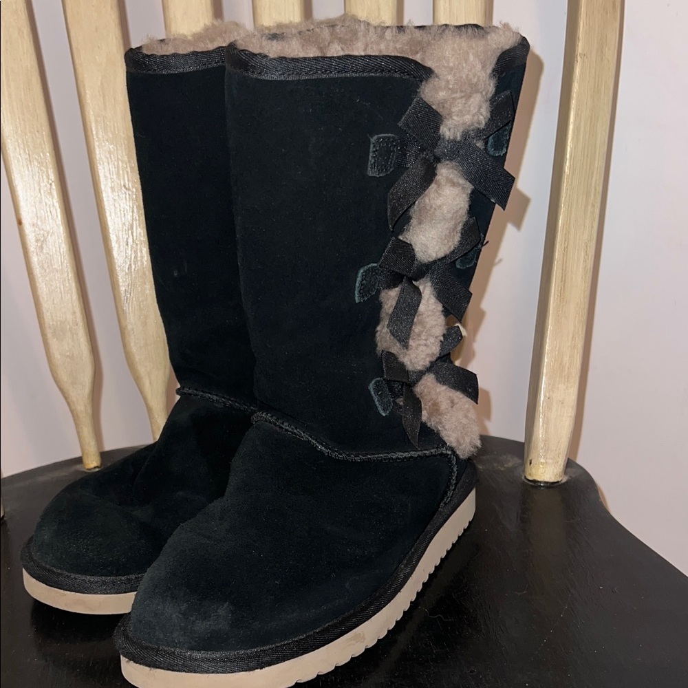 Kookaburra by Ugg Victoria Tall Black and Tan Winter Boots
